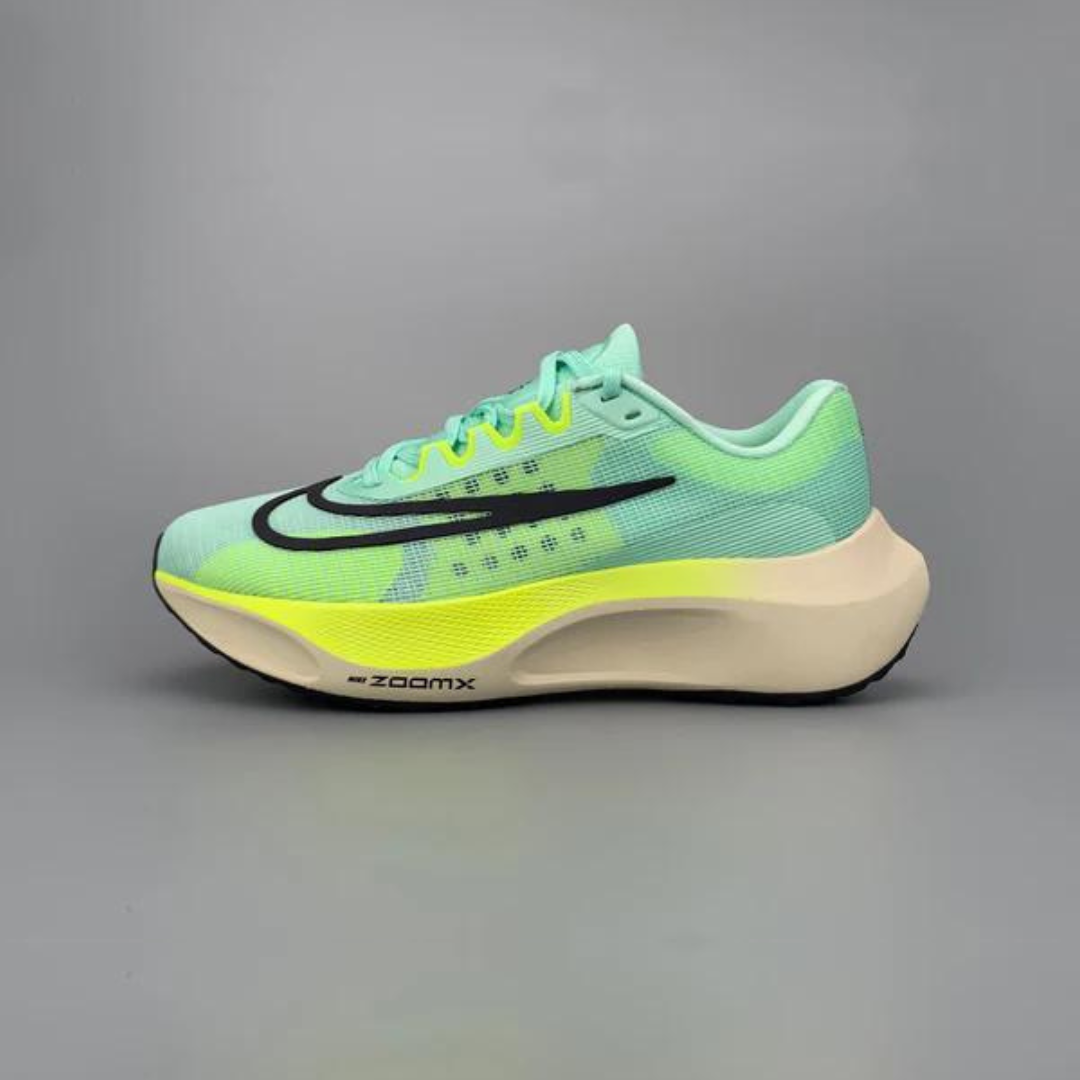 Zoom Fly 5